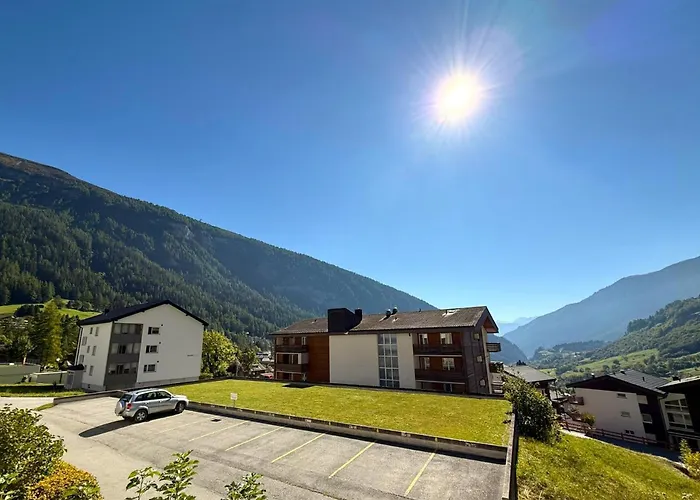 Apartment Salute 109 *