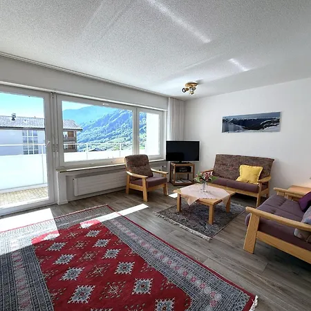 Apartment Salute 109